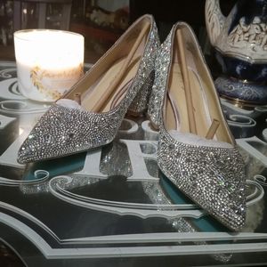 🔥Brand New Betsey Johnson pumps 👠